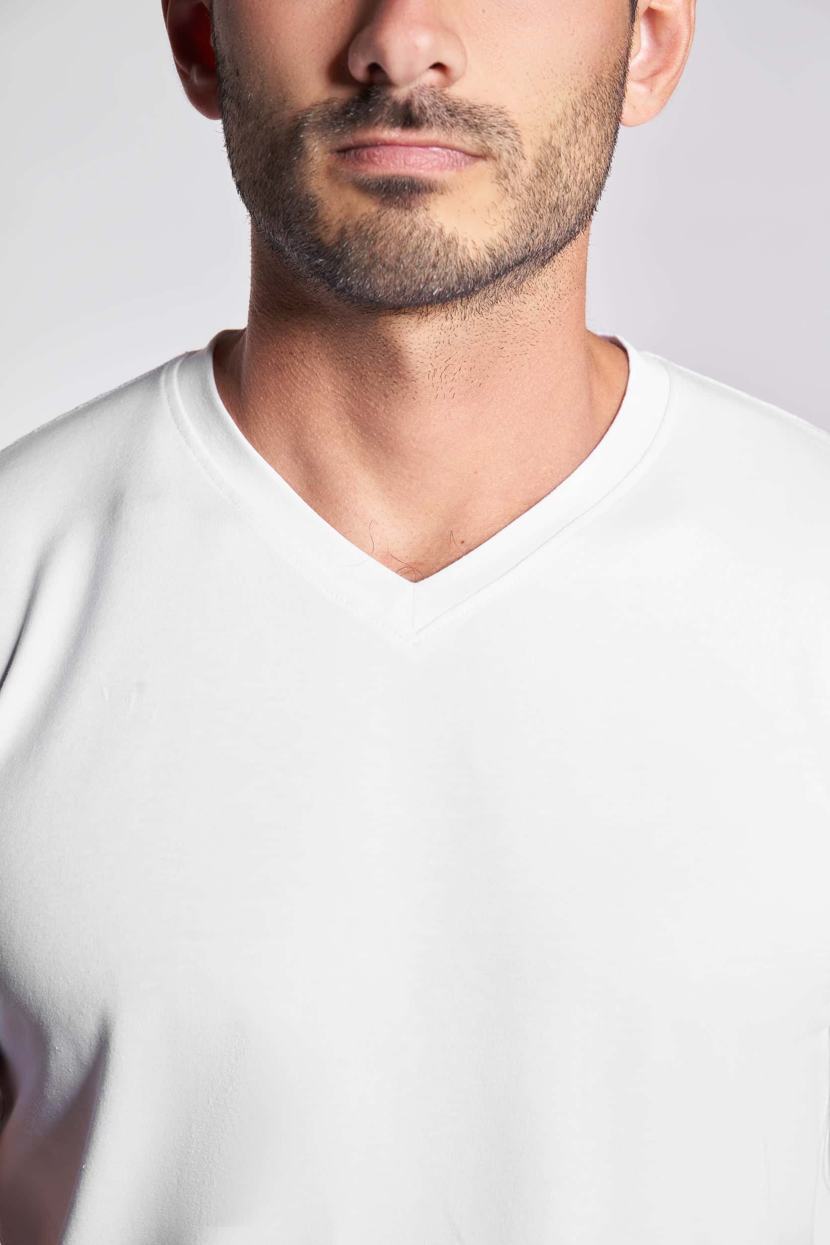 T-Shirt Basic V-Neck(02) - nagahomme