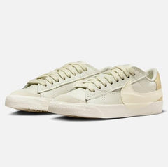 W BLAZER LOW 77 JUMBO