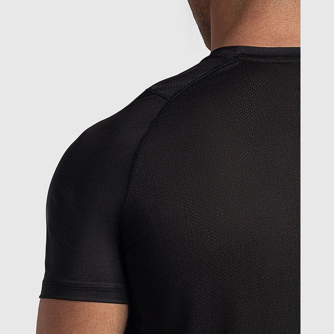 Offence Short Sleeve in Black - Sporty Pro