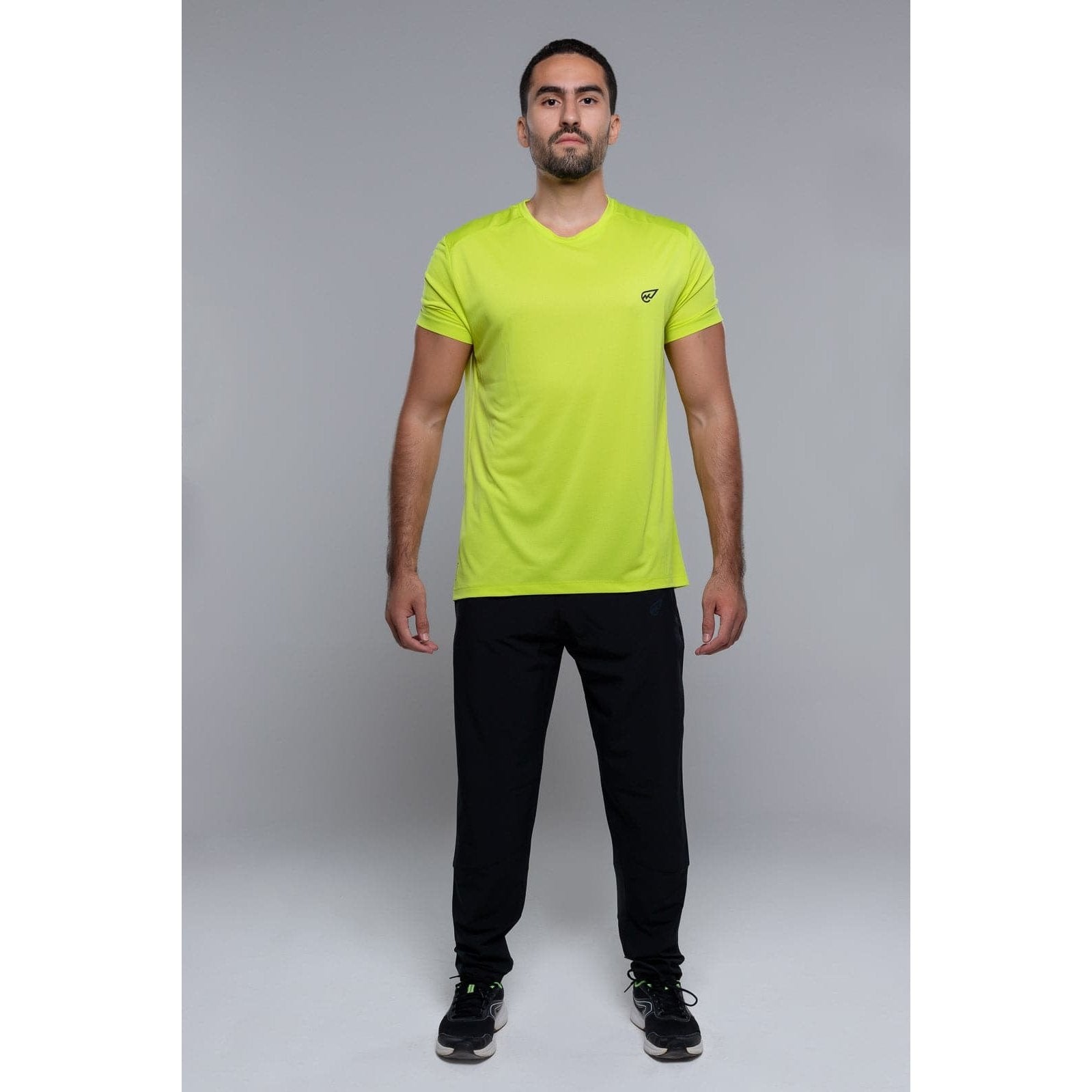 Regular Fit Essential Jogger in Black - Sporty Pro