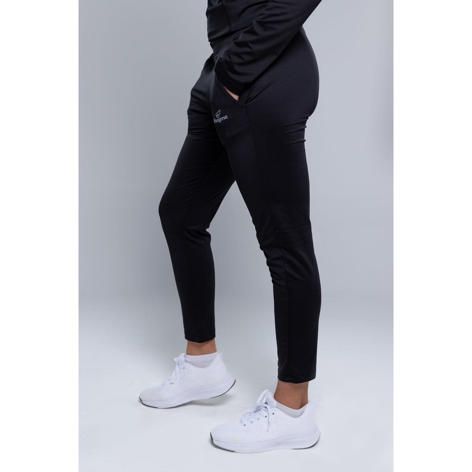 Everyday Jogger in Black - Sporty Pro