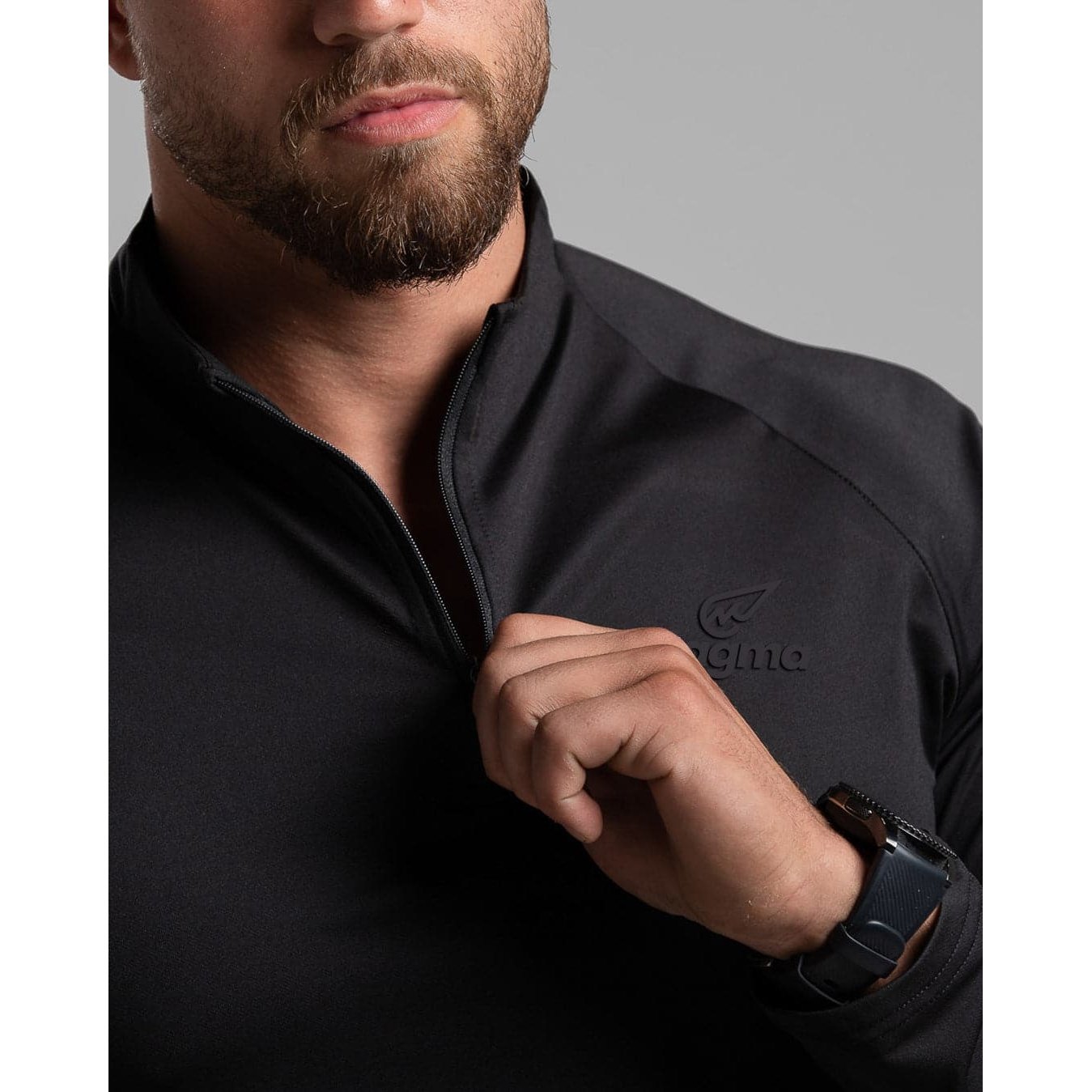 Black Quarter Zipper - Sporty Pro