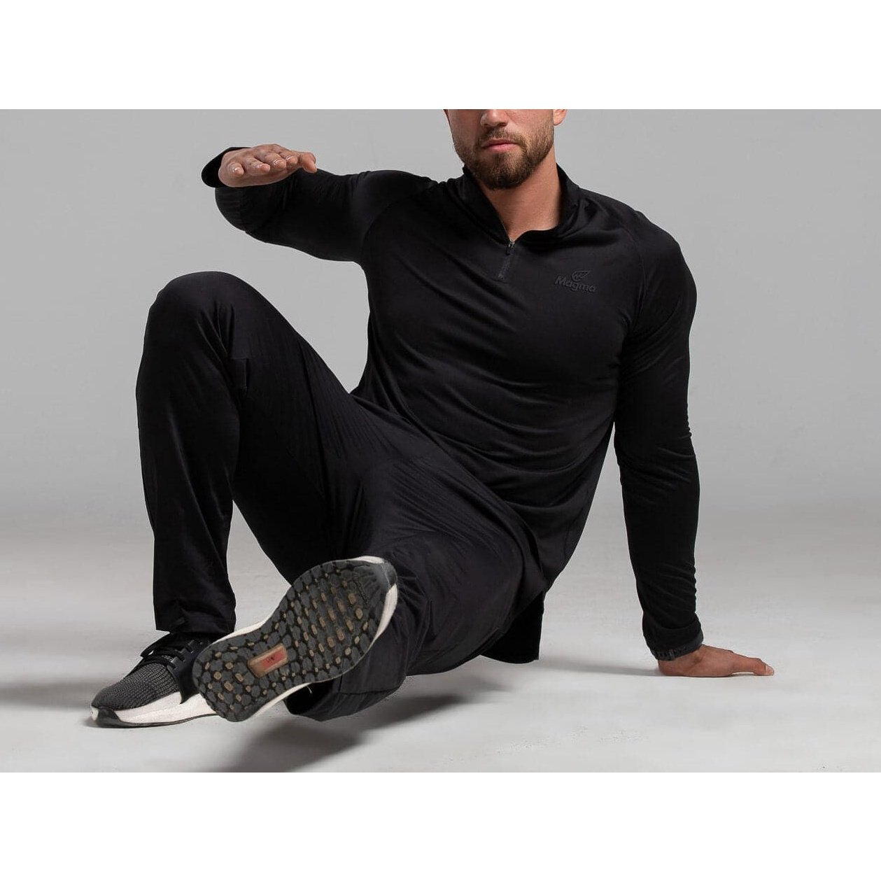 Black Quarter Zipper - Sporty Pro