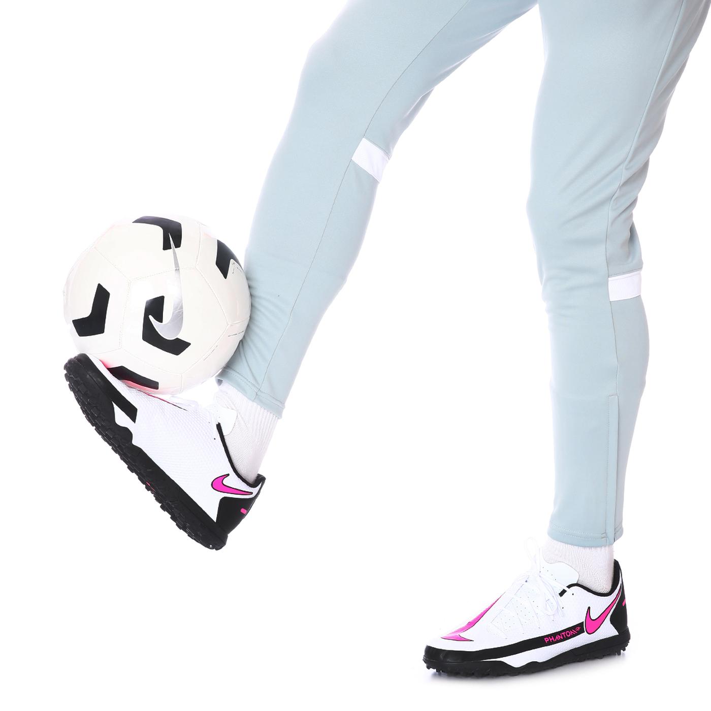 Nike Unisex Soccer Ball Pitch Train