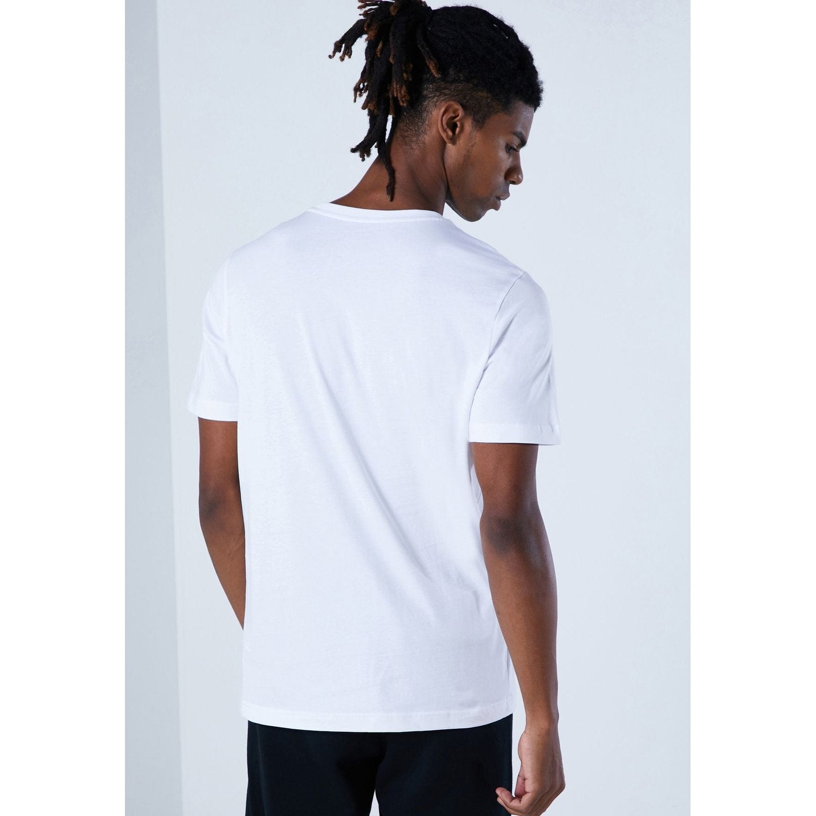 Modern Sports Logo Tee - Sporty Pro