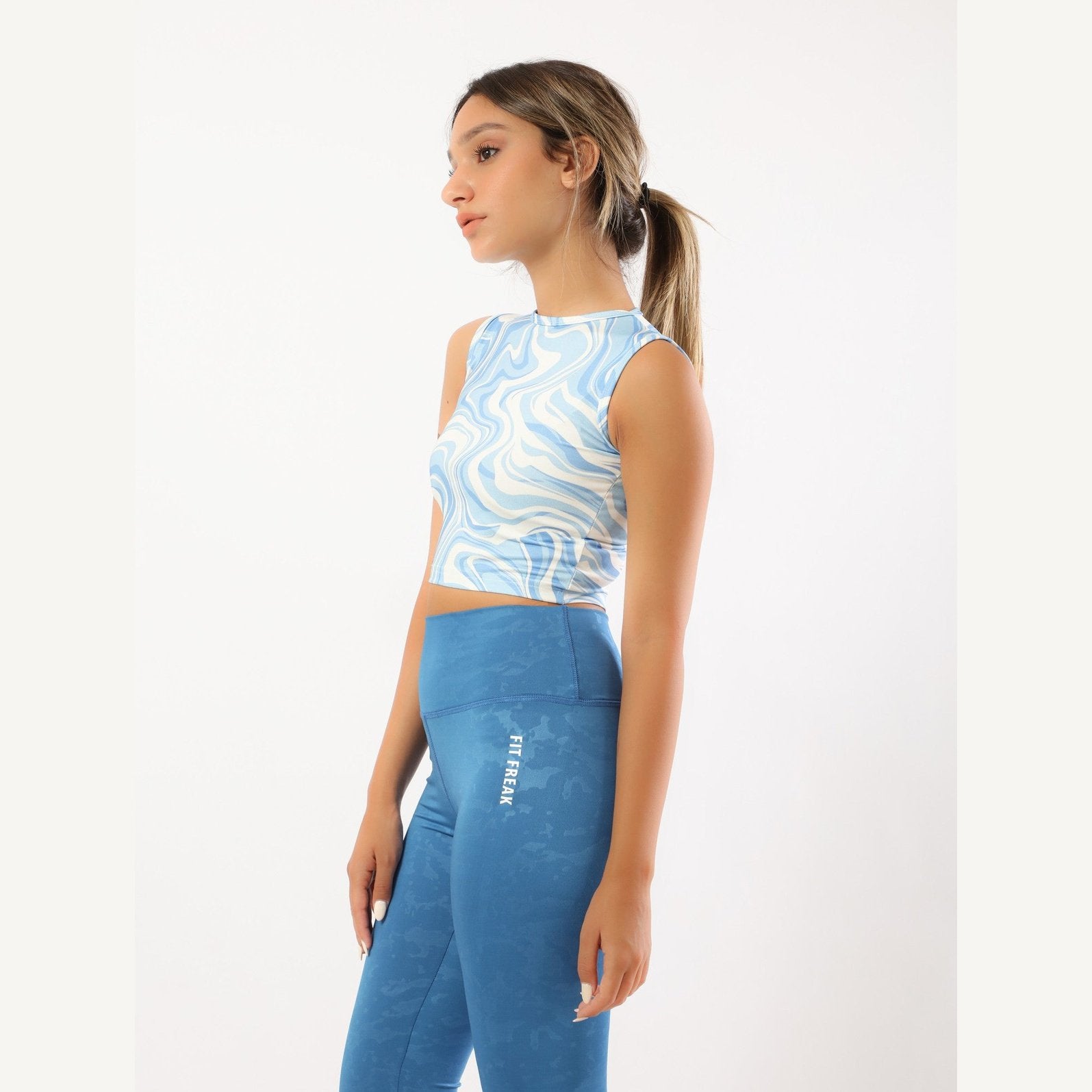 Blue Waves Printed Crop Top - Sporty Pro