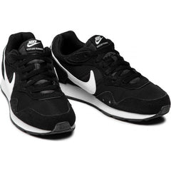 Nike Venture Runner - Sporty Pro